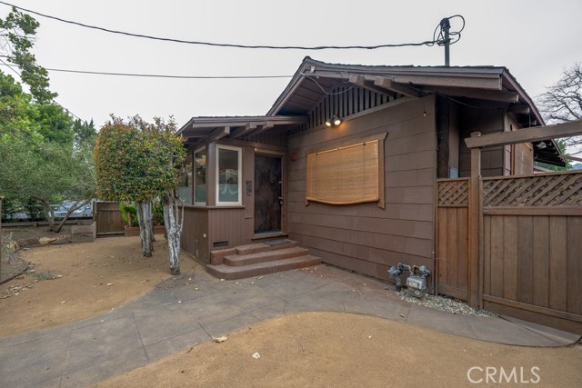 Detail Gallery Image 16 of 28 For 1243 Yosemite Dr, Los Angeles,  CA 90041 - 2 Beds | 1 Baths