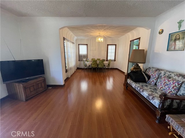 5110 Bomer Drive, Los Angeles, California 90042, 2 Bedrooms Bedrooms, ,1 BathroomBathrooms,Single Family Residence,For Sale,Bomer,AR22193067