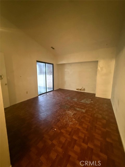 Detail Gallery Image 4 of 21 For 1644 N Tipton St, Visalia,  CA 93292 - 2 Beds | 1 Baths