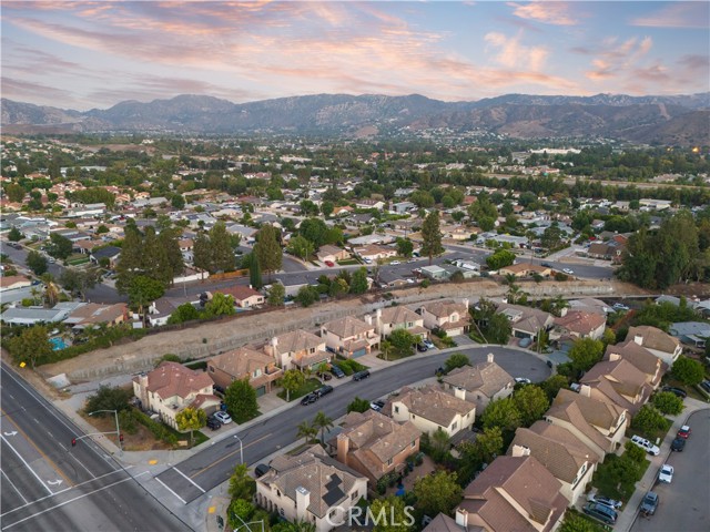 2748 Texas Avenue, Simi Valley CA: https://media.crmls.org/medias/fe2ff57e-c8fc-4bf0-8b11-c73f5a815367.jpg