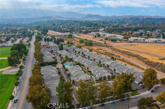 Detail Gallery Image 41 of 41 For 25139 Amberley Way, Valencia,  CA 91355 - 3 Beds | 2/1 Baths