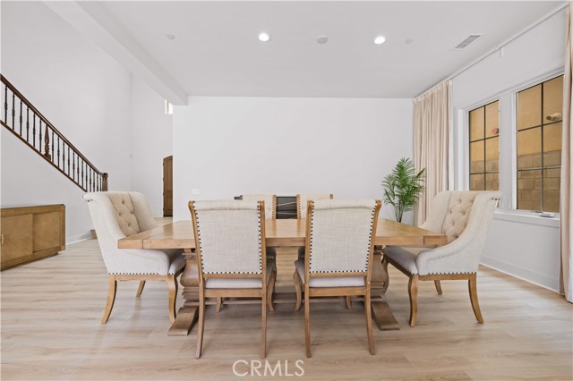 53 Eider Run, Irvine CA: https://media.crmls.org/medias/fe306bf7-e3ce-43ea-99db-a0560aefb3d3.jpg
