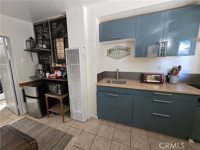 Detail Gallery Image 5 of 14 For 5710 1/2 Vineland Ave, North Hollywood,  CA 91601 - 1 Beds | 1 Baths