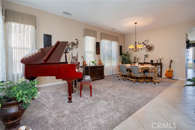 Detail Gallery Image 9 of 49 For 23952 Four Corners Ct, Corona,  CA 92883 - 2 Beds | 2/1 Baths
