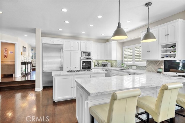 2301 Walnut Avenue, Manhattan Beach, California 90266, 4 Bedrooms Bedrooms, ,3 BathroomsBathrooms,Residential,Sold,Walnut,SB22033691