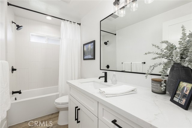 Detail Gallery Image 27 of 75 For 13545 E Bullard Ave, Clovis,  CA 93619 - 4 Beds | 2/1 Baths