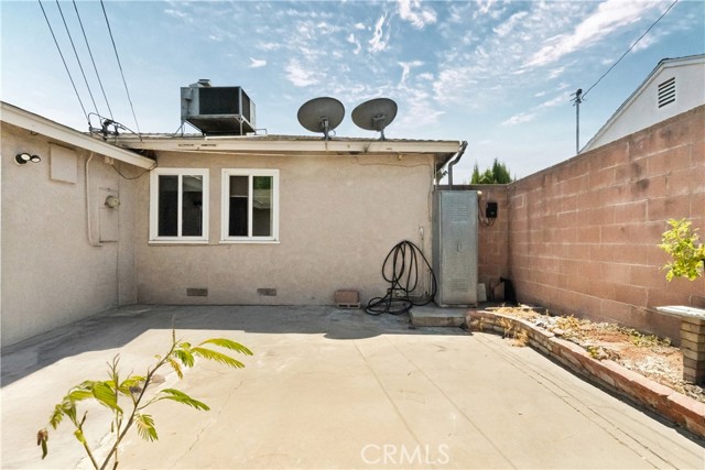 Detail Gallery Image 18 of 35 For 15343 Carfax Ave, Bellflower,  CA 90706 - 3 Beds | 2 Baths