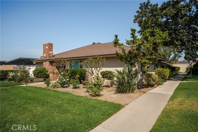 Detail Gallery Image 3 of 30 For 1919 Sherry #37,  Santa Ana,  CA 92705 - 3 Beds | 2 Baths