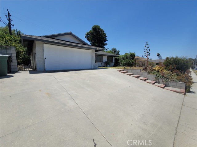 3030 E Valley View Avenue, West Covina CA: https://media.crmls.org/medias/fe3300bd-7a43-4e47-bb21-3dfb8e4ae4e4.jpg