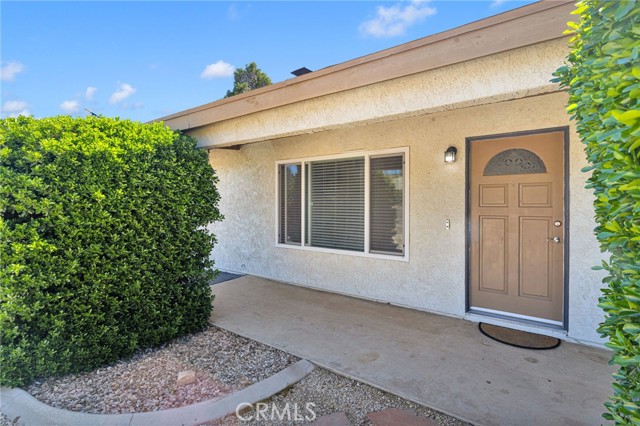 Detail Gallery Image 6 of 57 For 16783 Mission, Hesperia,  CA 92345 - 4 Beds | 3 Baths