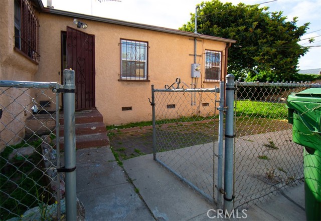 Detail Gallery Image 32 of 43 For 1837 W 74th St, Los Angeles,  CA 90047 - 2 Beds | 2 Baths