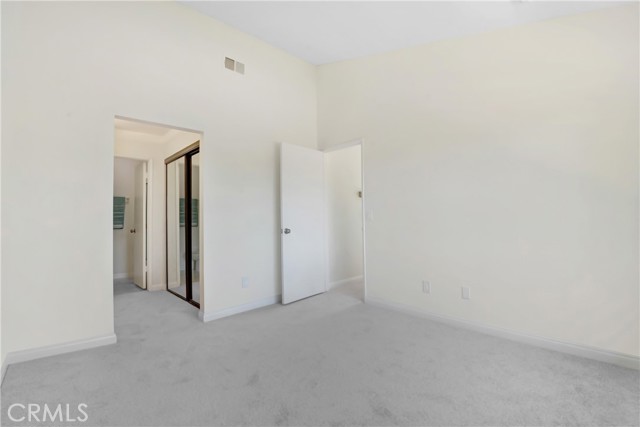 863 W 34th Street, Long Beach CA: https://media.crmls.org/medias/fe353760-6d6a-4dee-848f-fc8f34c69aaa.jpg