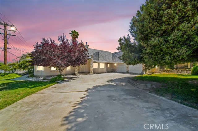 30960 Sunset Avenue, Nuevo CA: https://media.crmls.org/medias/fe354e3f-f29c-4c9c-ac72-54f18d5c6009.jpg