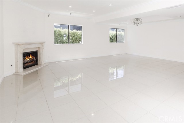 5340 Wilkinson Avenue, North Hollywood CA: https://media.crmls.org/medias/fe363129-c3e7-4676-b3a2-205af8915d22.jpg