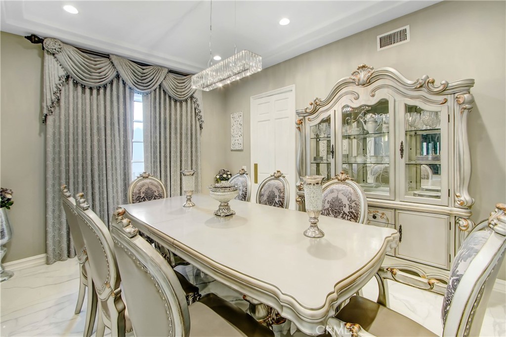14057 Valley Vista BoulevardSherman Oaks img 34