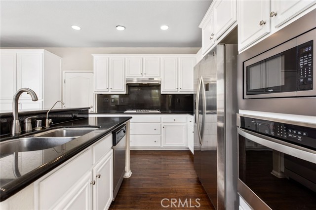 Detail Gallery Image 13 of 47 For 29131 Light Sails Ct, Menifee,  CA 92585 - 4 Beds | 2/1 Baths