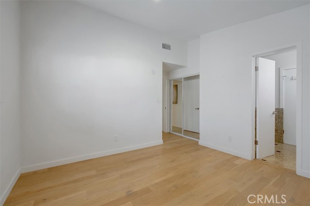 Detail Gallery Image 47 of 65 For 24216 Calvert St, Woodland Hills,  CA 91367 - 5 Beds | 3/1 Baths