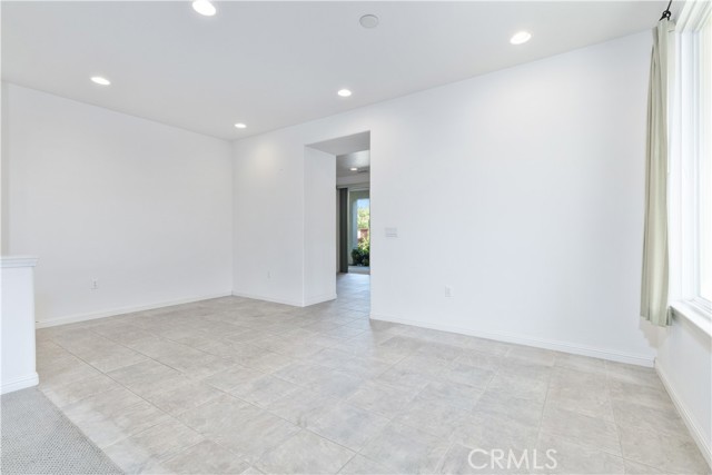 Detail Gallery Image 8 of 34 For 2562 Alameda Dr, Paso Robles,  CA 93446 - 2 Beds | 2 Baths