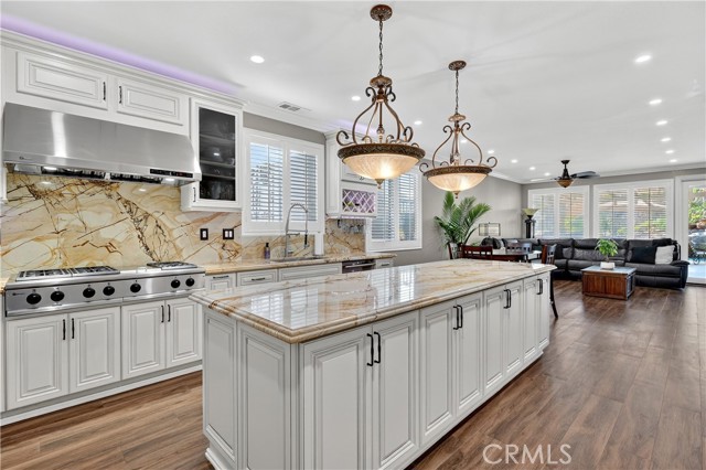 Image 18 of 74 For 12377 Columbia Lane