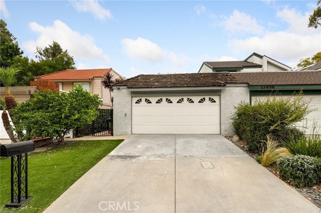 22652 Spring Lake Ln, Lake Forest, CA 92630