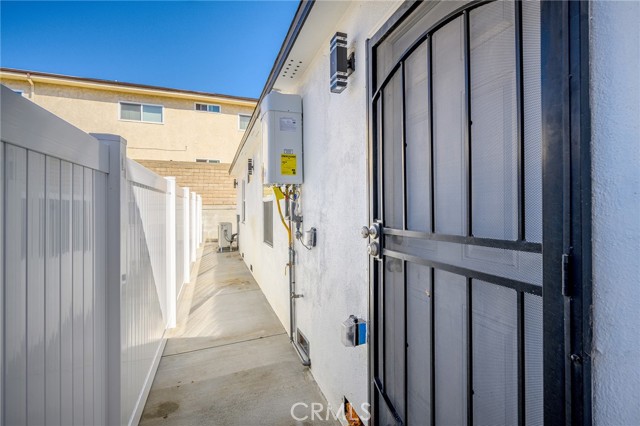 Detail Gallery Image 23 of 23 For 1025 Linden Ave a,  Glendale,  CA 91201 - 3 Beds | 2 Baths
