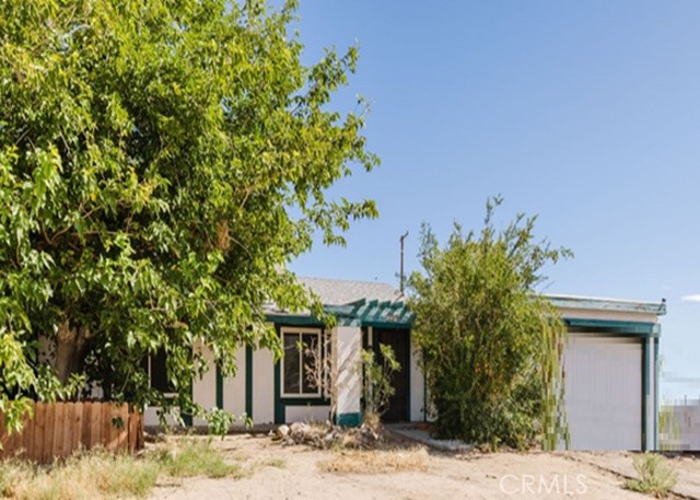 72376 Sunnyslope Drive, 29 Palms CA: https://media.crmls.org/medias/fe39f7a1-6339-4958-baa5-3d526433b0d4.jpg