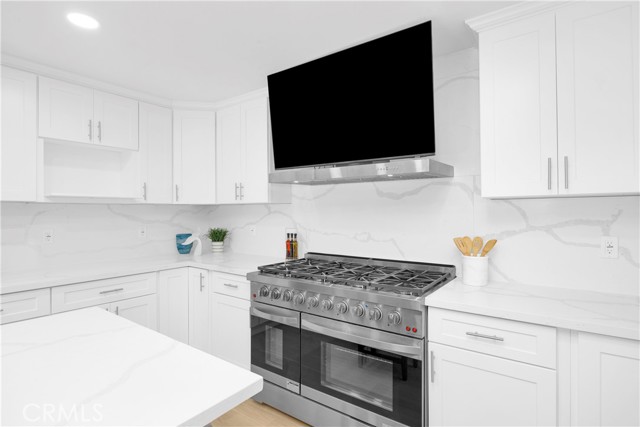 8381 E Blithedale Street, Long Beach CA: https://media.crmls.org/medias/fe3a845b-fdc0-480e-ae66-53fb466a98f0.jpg