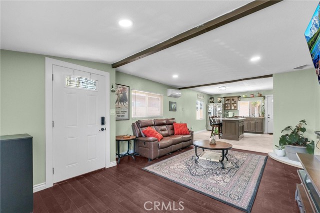 2513 W Occidental Street, Santa Ana CA: https://media.crmls.org/medias/fe3ab0de-d2a1-425f-8e26-ca0ab7408cbe.jpg