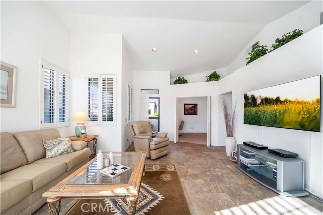 41981 Preston Trail, Palm Desert CA: https://media.crmls.org/medias/fe3c0cec-d76d-4a14-b092-eefd225b8c87.jpg