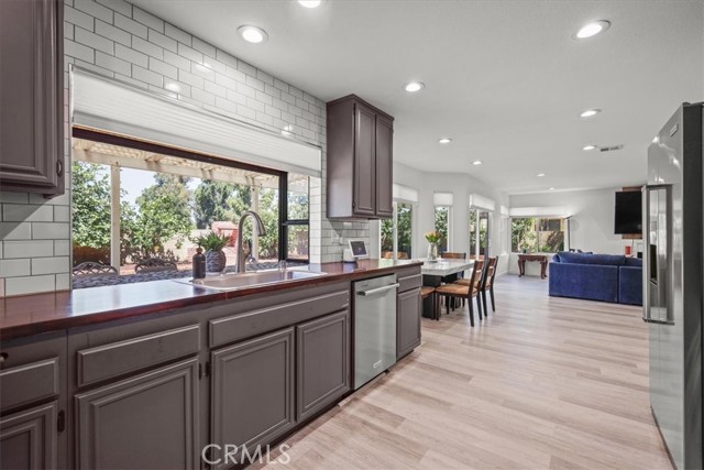 Detail Gallery Image 14 of 46 For 4975 N Buttercreek Rd, Moorpark,  CA 93021 - 4 Beds | 2/1 Baths