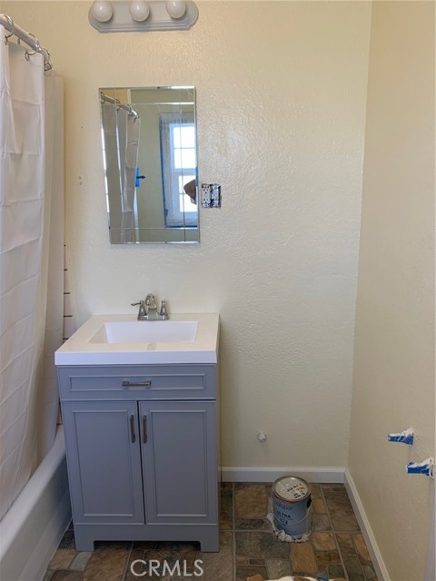 Detail Gallery Image 8 of 11 For 6231 Morton Ave, Jurupa Valley,  CA 92509 - 2 Beds | 1 Baths