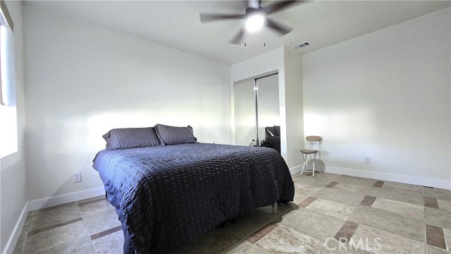 Detail Gallery Image 18 of 29 For 6704 Rhea Ave, Reseda,  CA 91335 - 3 Beds | 2 Baths