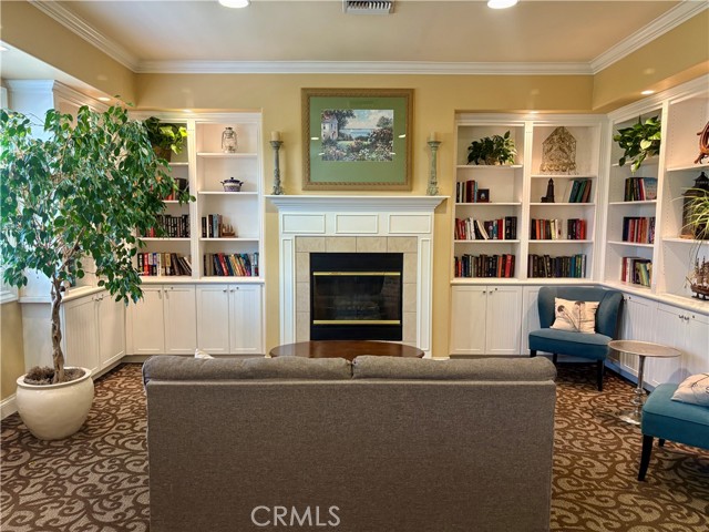 8408 Spirit St, Chino CA: https://media.crmls.org/medias/fe3d85a4-c71c-46da-9988-918d27d996aa.jpg
