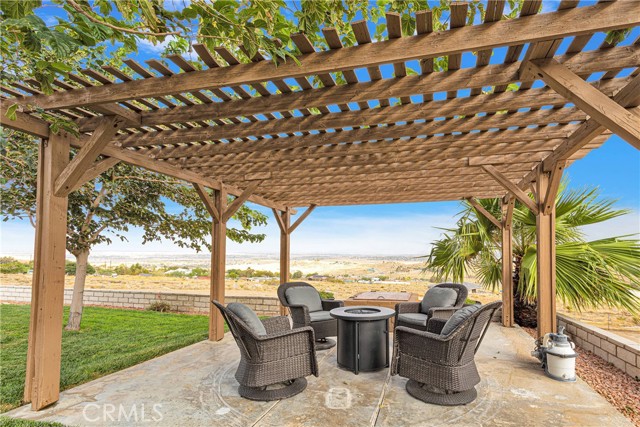 Detail Gallery Image 64 of 74 For 22428 Valley View Rd, Apple Valley,  CA 92308 - 6 Beds | 4/1 Baths