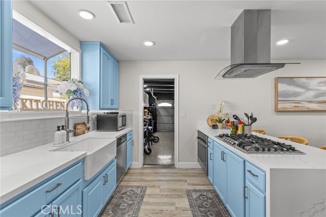 Detail Gallery Image 12 of 38 For 218 Foxbury, Pomona,  CA 91767 - 3 Beds | 2 Baths