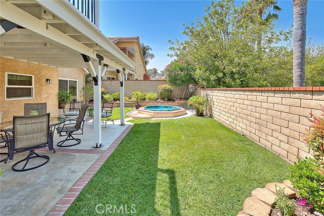 13563 Meadow Crest Drive, Chino Hills CA: https://media.crmls.org/medias/fe3fed94-6b1d-4956-b321-19091cfd09ad.jpg
