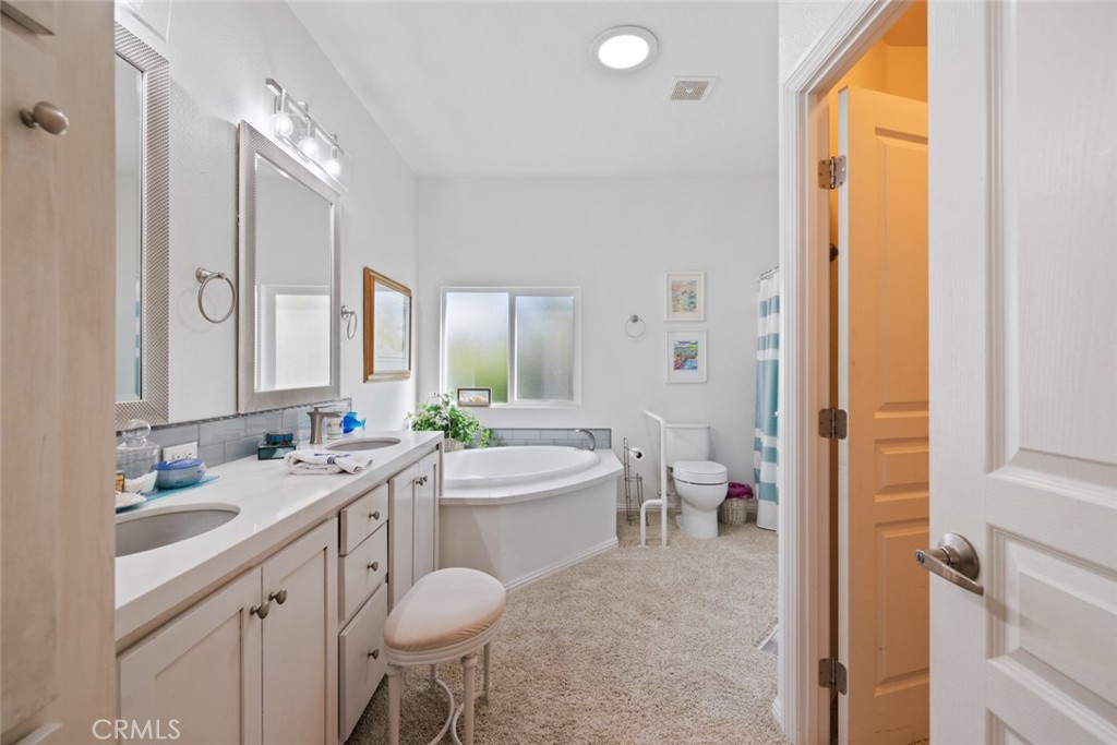 Fe402567 2338 4245 841e 539c9ba430b1