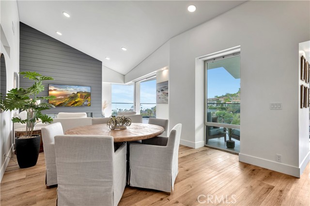 Detail Gallery Image 10 of 68 For 553 Temple Hills Dr, Laguna Beach,  CA 92651 - 5 Beds | 4/1 Baths