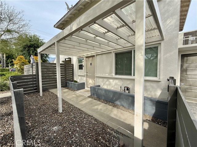 Detail Gallery Image 4 of 24 For 212 E 8th St #B,  Upland,  CA 91786 - 1 Beds | 1 Baths