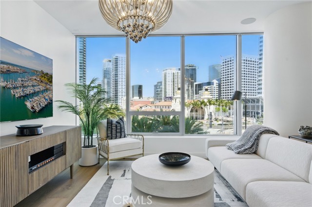Detail Gallery Image 2 of 53 For 888 W E St #505,  San Diego,  CA 92101 - 2 Beds | 2 Baths
