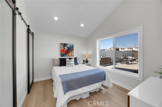 Image 20 of 53 For 8326 Fontainbleau Way