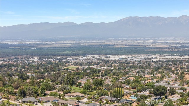 Detail Gallery Image 40 of 45 For 1935 Adobe Ave, Corona,  CA 92882 - 3 Beds | 2 Baths