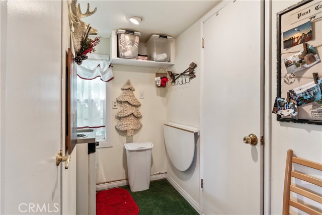 Detail Gallery Image 25 of 31 For 28810 Cedar Dr, Lake Arrowhead,  CA 92352 - 3 Beds | 2 Baths