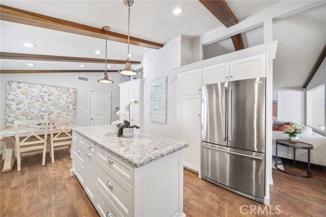 Detail Gallery Image 7 of 38 For 9181 Sherry Cir, Huntington Beach,  CA 92646 - 4 Beds | 2 Baths