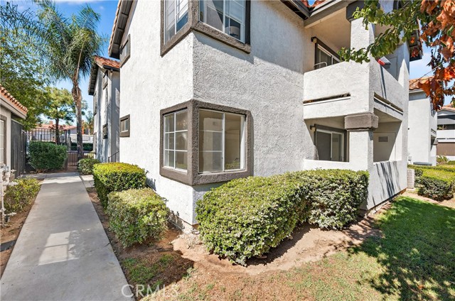 16377 Lakeshore, Lake Elsinore CA: https://media.crmls.org/medias/fe41f837-333b-4bee-a87a-5aac9d10aae1.jpg