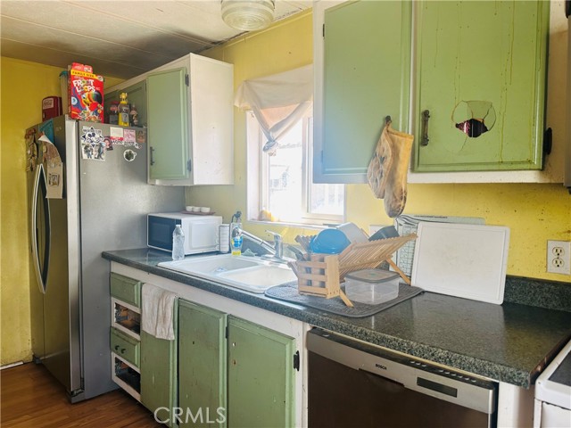 Detail Gallery Image 4 of 34 For 20683 Waalew Rd #B145,  Apple Valley,  CA 92307 - 2 Beds | 2 Baths