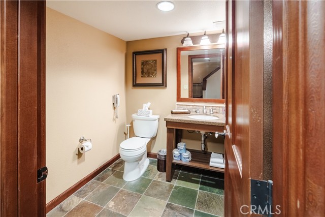 Detail Gallery Image 15 of 37 For 400 Resort Rd #834/836,  Unincorporated,  CA 96146 - 3 Beds | 3/1 Baths