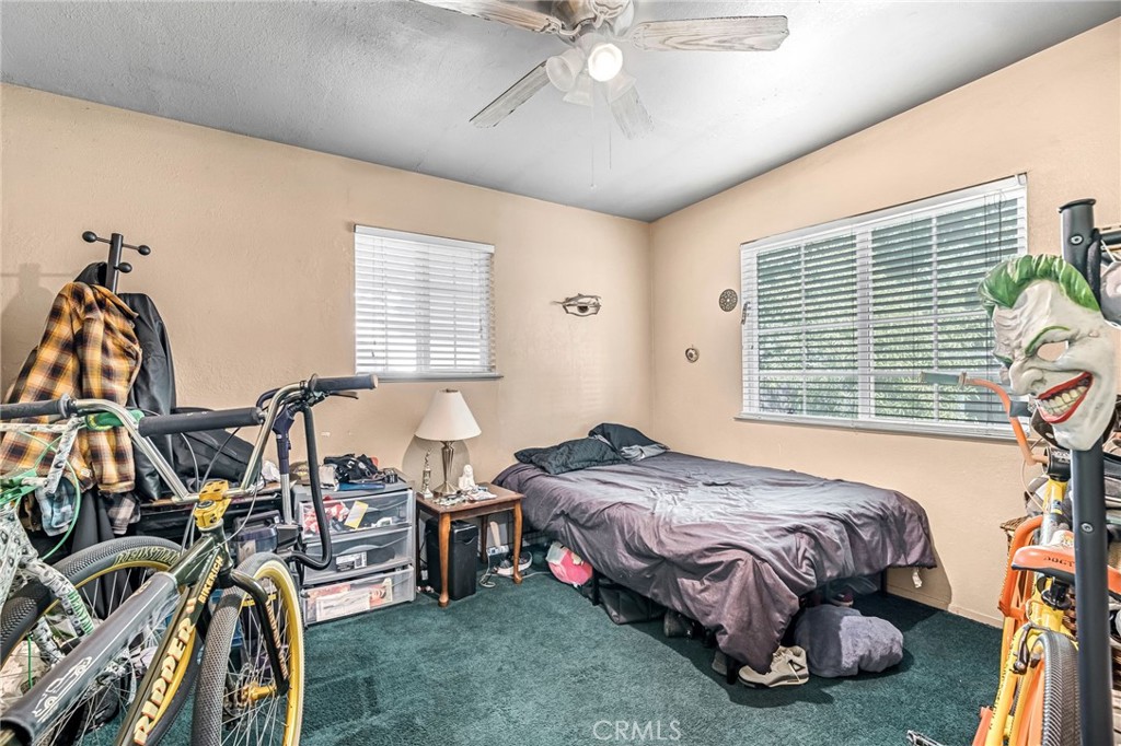 https://media.crmls.org/medias/fe427291-93a4-4ead-b13d-587a6a1eca8f.jpg?preset=X-Large