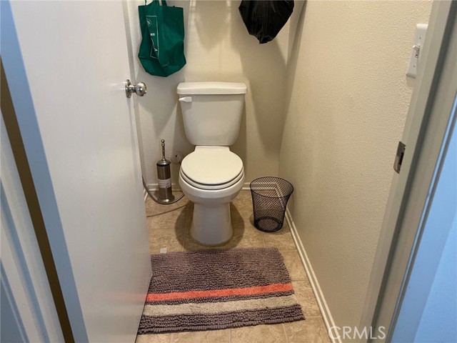 Detail Gallery Image 8 of 23 For 11932 Bluff Ct, Adelanto,  CA 92301 - 3 Beds | 2 Baths