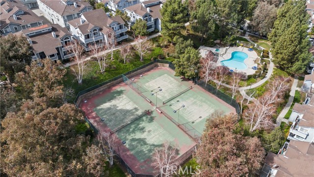 Detail Gallery Image 41 of 42 For 26964 Flo Ln #324,  Canyon Country,  CA 91351 - 2 Beds | 2 Baths